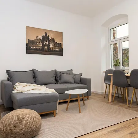 Apartamento Stilvolles 2r - Garten - Elb- & Flughafennaehe
